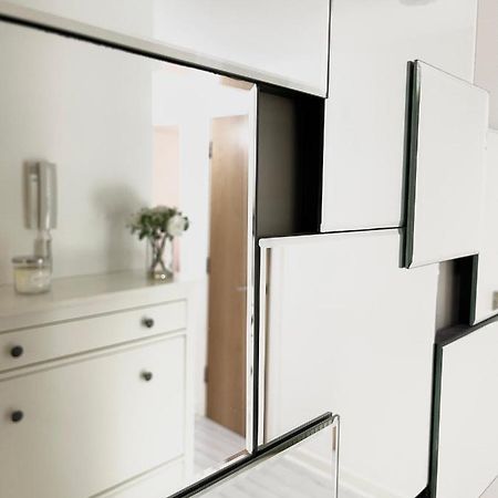Lovely 2-Bedroom Condo With A Free Parking Бирмингам Екстериор снимка